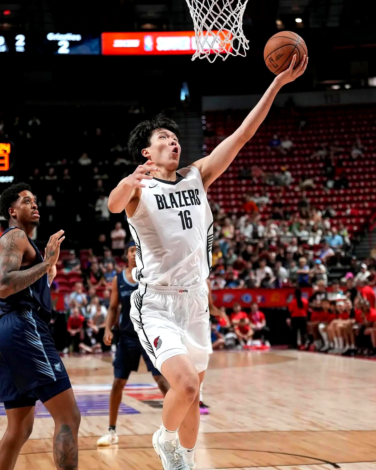 爱游戏手机版-波特兰开拓者发布备战花絮，赛后复出首秀，中超任务艰巨，赛季目标并未改变的简单介绍