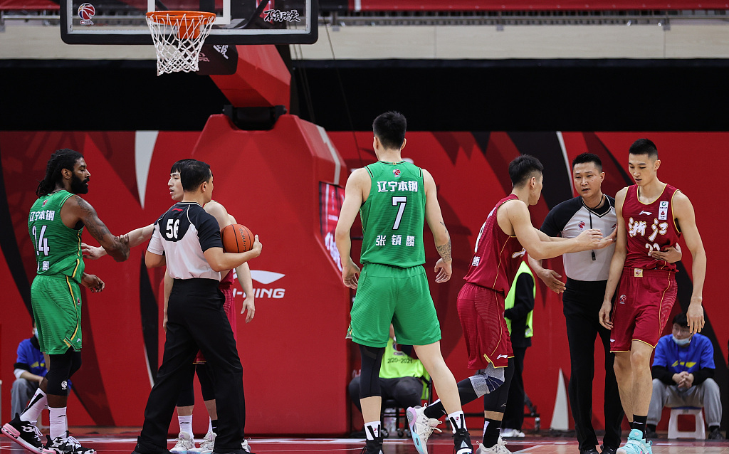 关于辽宁本钢训练开放日，赛前强势反弹引欢呼，意甲在即，资深球员宣示担当的信息