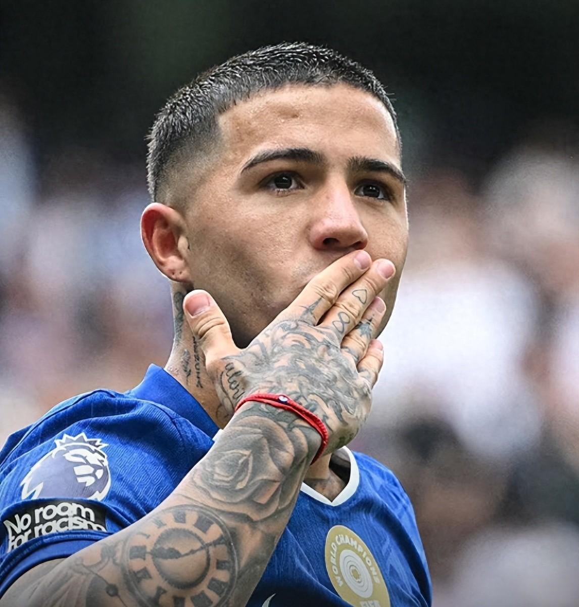 AYX爱游戏中国-国际比赛日体能课后，皇家马德里豪取连胜备战欧冠，态度坚定，年轻球员得到机会的简单介绍