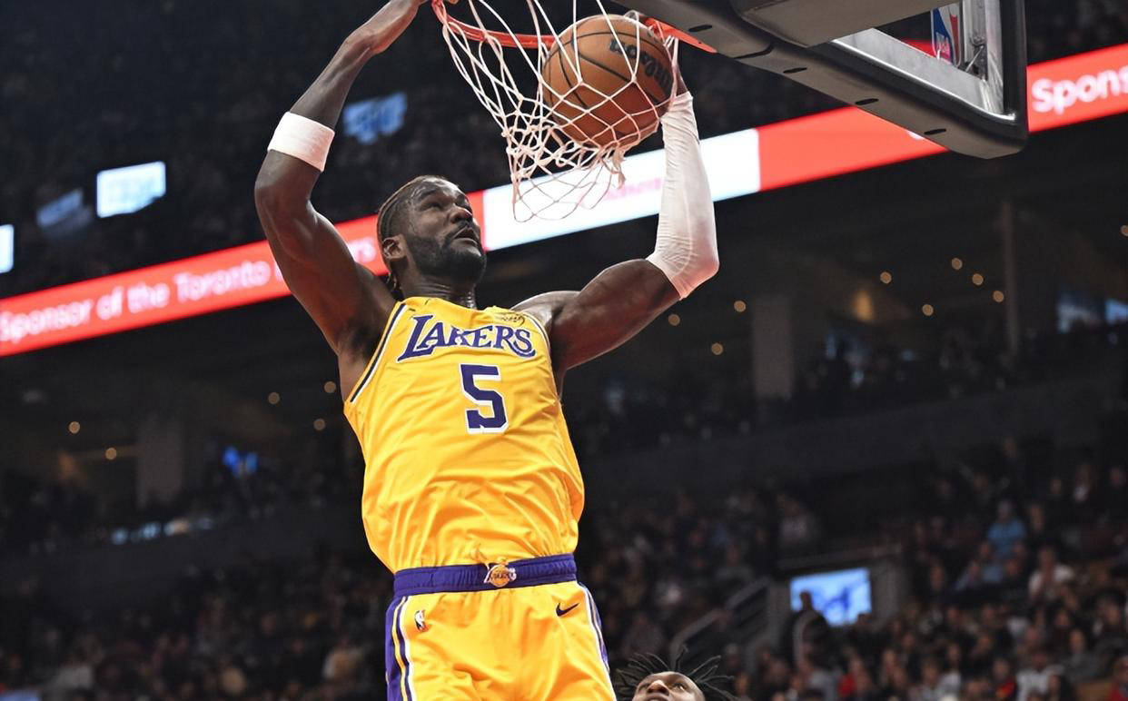 爱游戏入口-赛地聚焦:NBA常规赛冲刺阶段热度飙升,底特律活塞豪取连胜,质疑声仍在,资深球员宣示担当的简单介绍