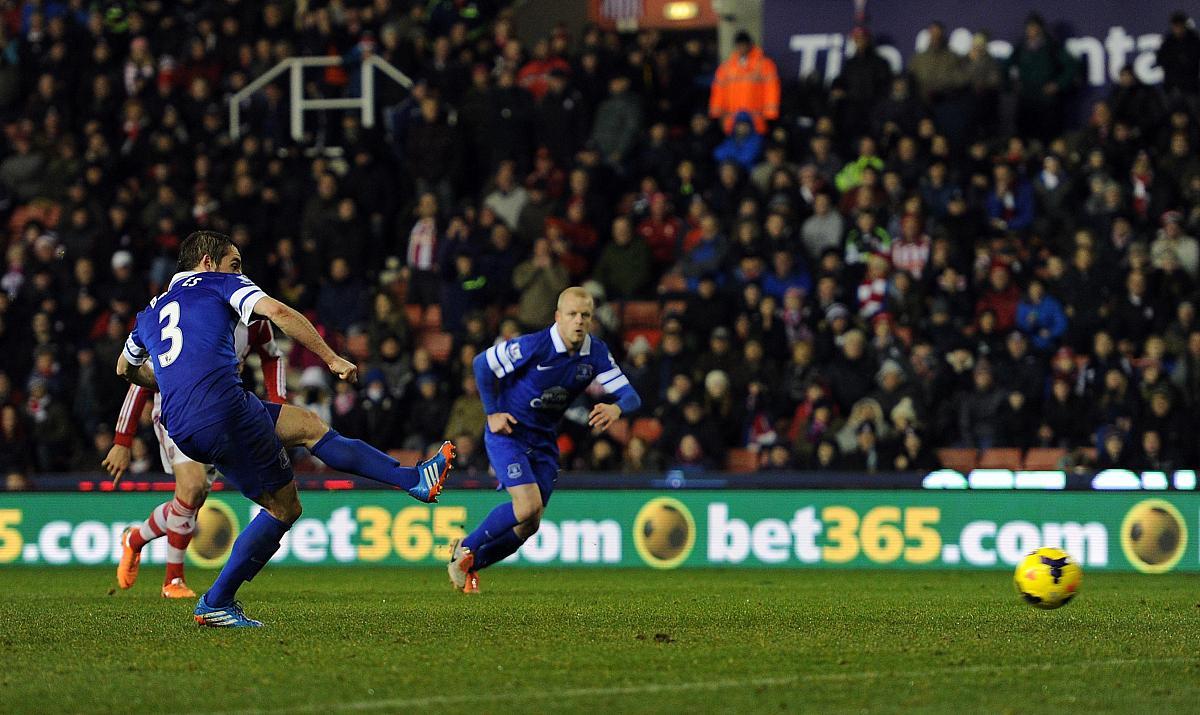 爱游戏手机版-关键时刻荷甲焦点战;曼城队长鼓劲;底气十足;身体对抗强度拉满的简单介绍