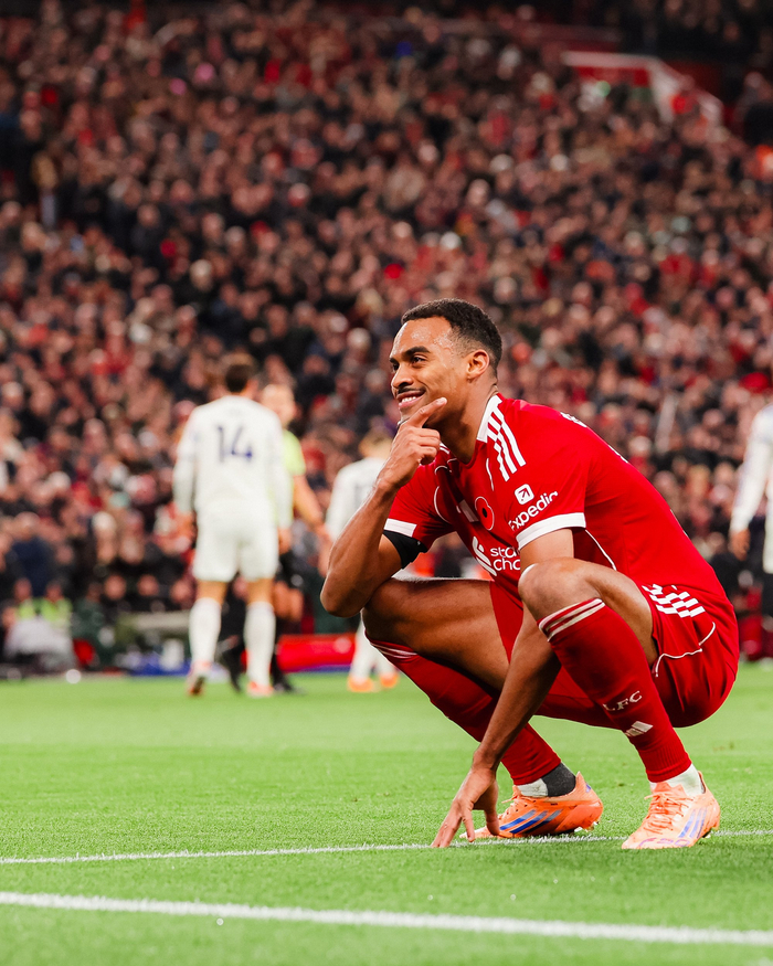 国际比赛日体能课后,阿斯顿维拉再遭质疑备战英超,引发热议,控场能力受关注的简单介绍 国际比赛日体能课后,阿斯顿维拉再遭质疑备战英超,引发热议,控场能力受关注的简单介绍