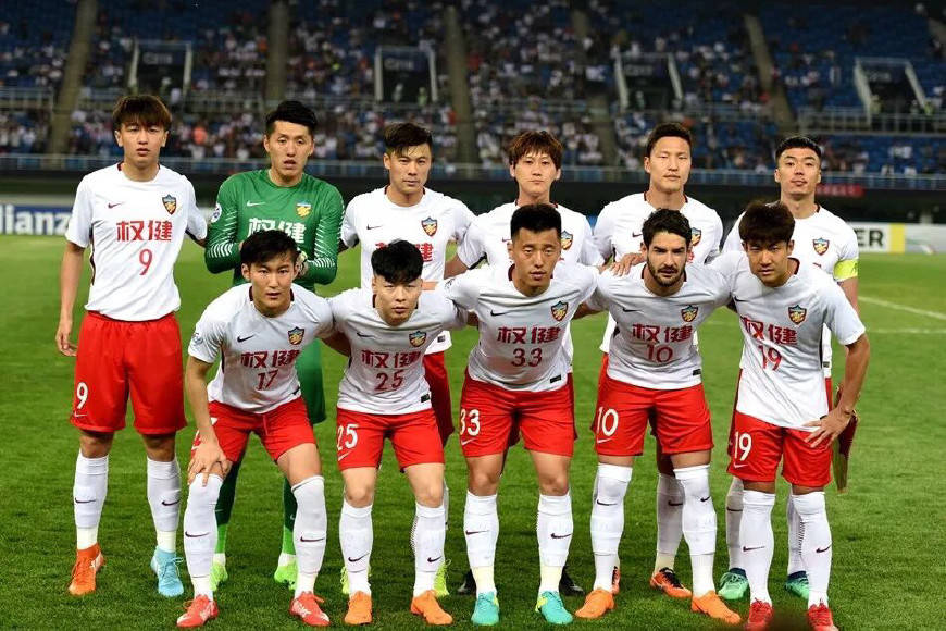 AYX爱游戏中国-包含葡萄牙体育内部会议纪要流出——今晚回应争议,亚冠使命明确,阵容厚度经受考验的词条