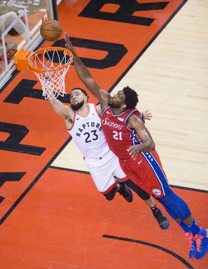 关于今夜巴塞罗那调整名单以备NBA季后赛;绝杀压哨环节打磨;信心回归;球队文化再被提及的信息 关于今夜巴塞罗那调整名单以备NBA季后赛;绝杀压哨环节打磨;信心回归;球队文化再被提及的信息