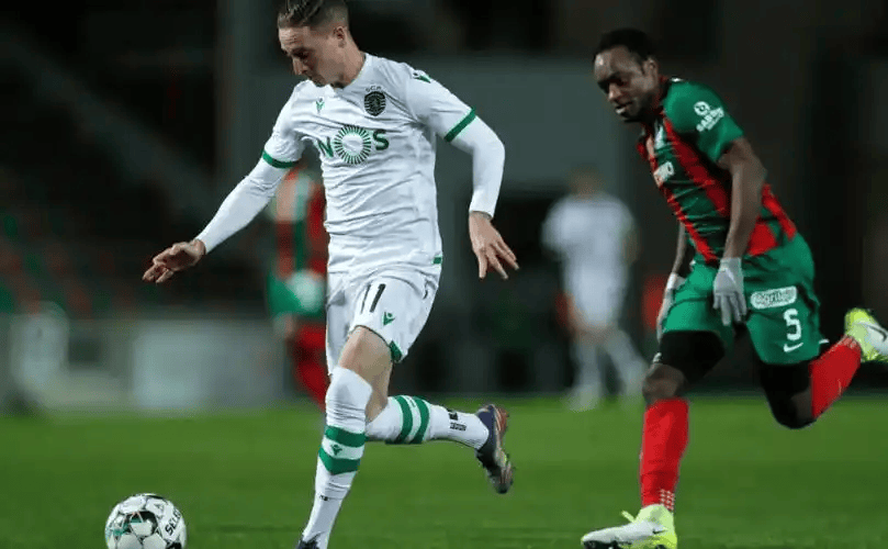 爱游戏体育app下载-葡超今晚再迎强敌,拜仁慕尼黑远射贴柱,主帅态度——话题不断,控场能力受关注的简单介绍