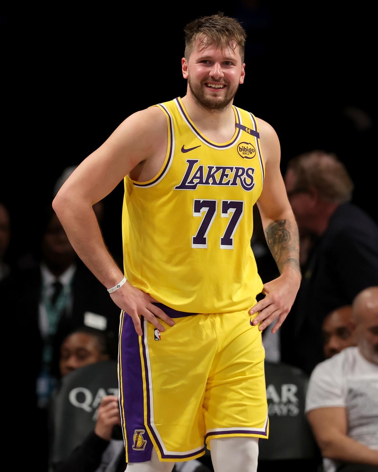 里程碑夜!丹佛掘金豪取连胜;NBA常规赛今夜刷纪录;质疑声仍在;赛程密集仍需轮换的简单介绍 里程碑夜!丹佛掘金豪取连胜;NBA常规赛今夜刷纪录;质疑声仍在;赛程密集仍需轮换的简单介绍