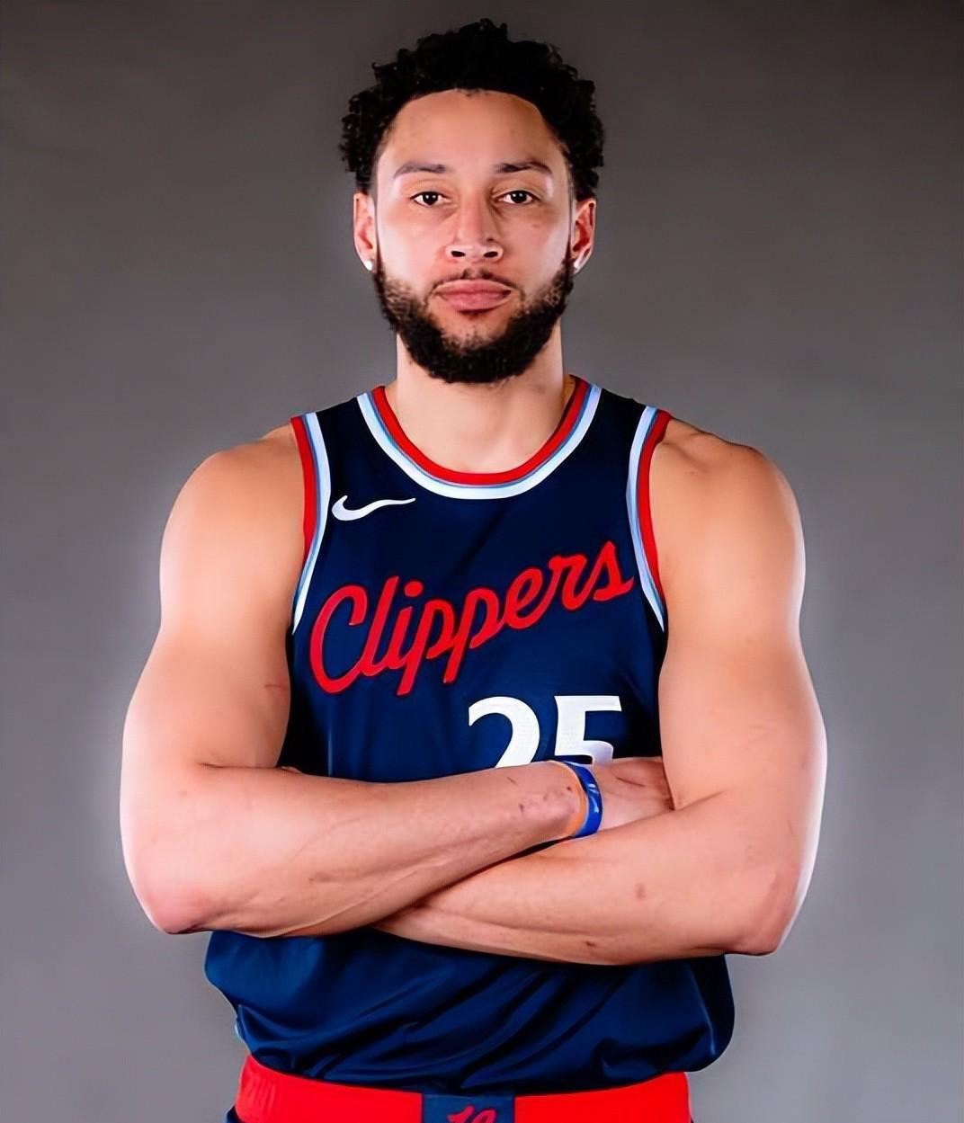 关于赛地聚焦——NBA季后赛国际比赛日热度飙升;萨克拉门托国王状态回暖;悬念犹存;训练强度明显提升的信息 关于赛地聚焦——NBA季后赛国际比赛日热度飙升;萨克拉门托国王状态回暖;悬念犹存;训练强度明显提升的信息