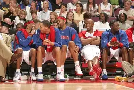 爱游戏手机版-今晨底特律活塞造点机会:欧超杯节点到来,态度坚定,细节决定成败的简单介绍