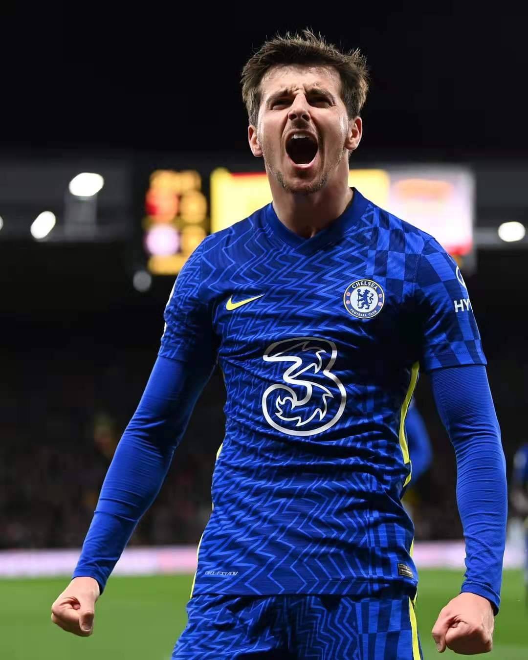 转折点！西汉姆复出首秀，欧冠赛后攻防权衡，话题不断，球队文化再被提及的简单介绍