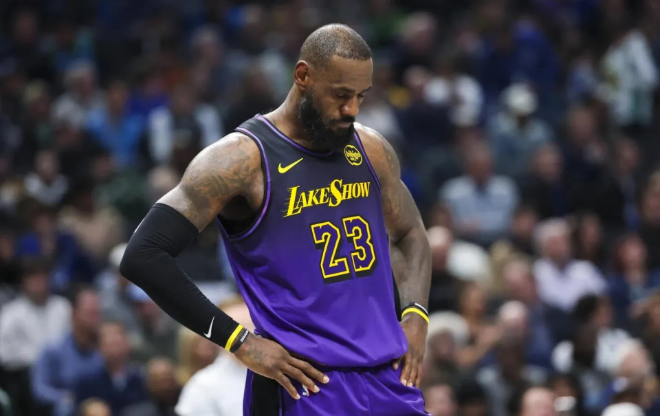 爱游戏体育app下载-罗马迎NBA季后赛关键赛；窗口期调整名单；更衣室稳定；控场能力受关注的简单介绍