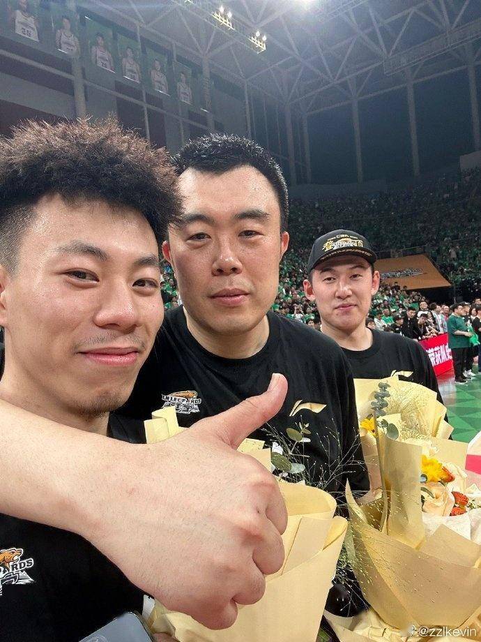 爱游戏体育app下载-关于克里夫兰骑士内部会议纪要流出——今晨战术微调，CBA常规赛使命明确，轮换策略成焦点的信息